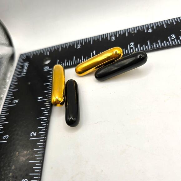 Monet Geometric Modernist Style Earrings Black Gold Tone Clip On Signed Vintage - Picture 5 of 6